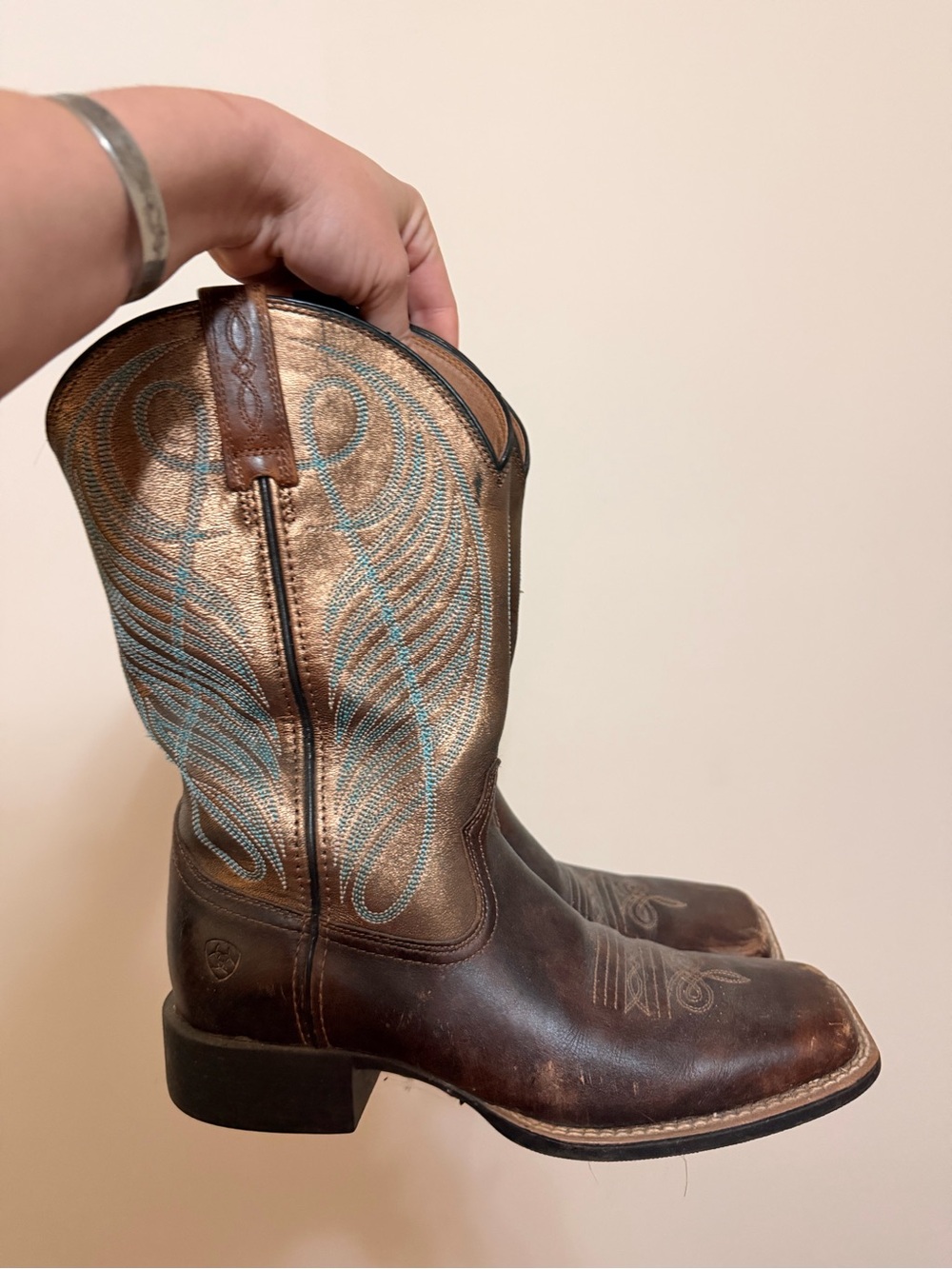 Ariat Embroidered Leather Cowboy Boots - Brand Unknown